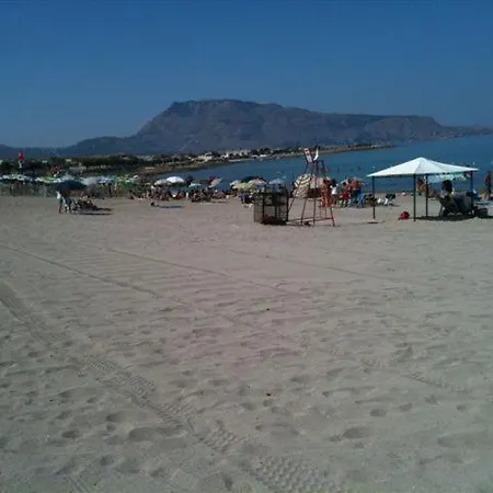 Poma 3* Custonaci