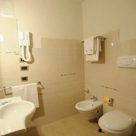 Hotel Poma 3*