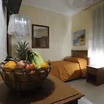 Отель Poma 3*