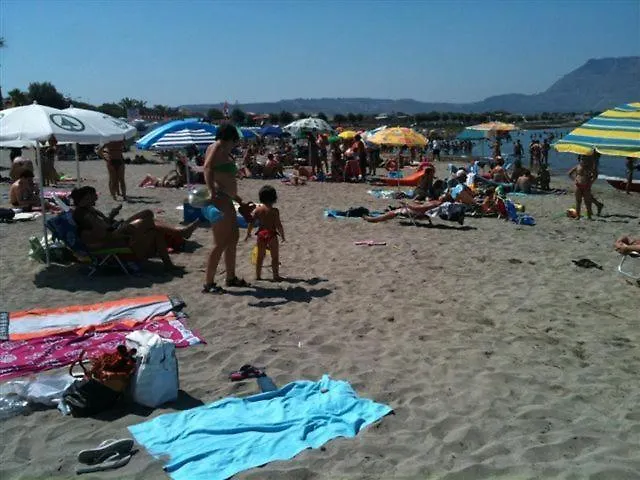 Poma קוסטונאצ'י